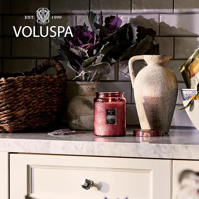 Voluspa Foraged Wildberry Large Jar Candle, 18 oz, Coconut Wax Blend, Berry Scented Candle for Home, 100 Hour Burn Time, Handcrafted in the USA