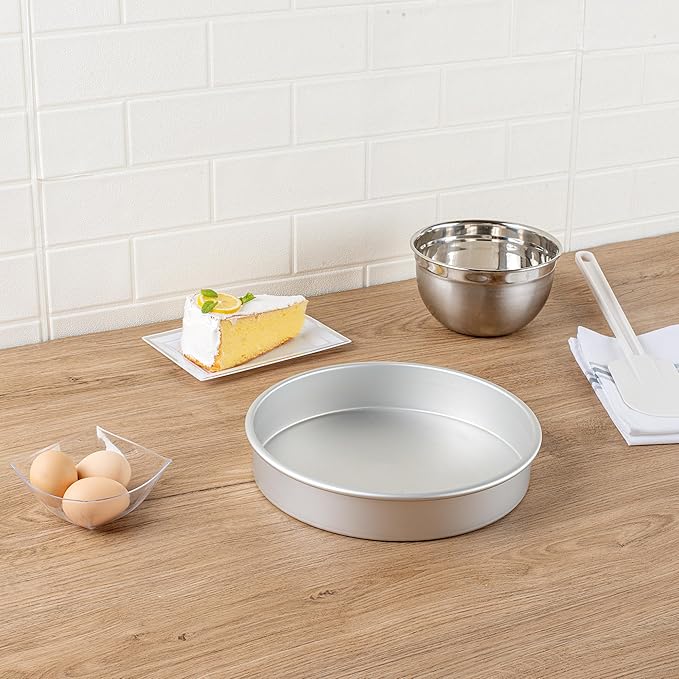 Restaurantware Aluminum Straight-Sided Cake Pan - Pack of 1 - Met Lux 10 x 2 Inches Round Baking Tin, Greaseproof, Even-Heating, Freezable - Anodized Aluminum Round Cake Pan Ideal For Baking