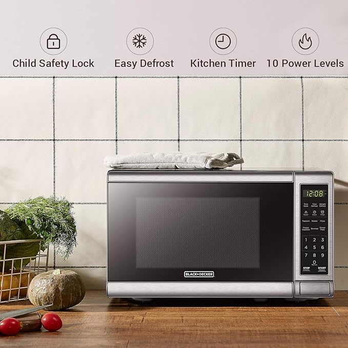 BLACK+DECKER Countertop Microwave Oven, 0.7 Cu.Ft, 700W, Stainless Steel