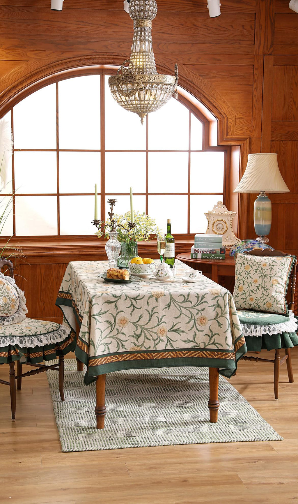 patdrea Vintage French Linen Tablecloth,Rectangular,118"x67"-Botticelli