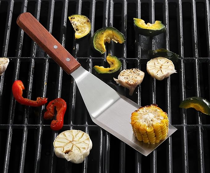 New Star Foodservice 11.5 Inch Heavy Duty Hamburger Turner, Commercial Restaurant Grade Stainless Steel Spatula with Cutting Edge and Wood Handle