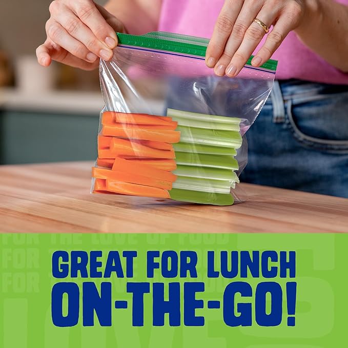 Ziploc XL Sandwich and Snack Bags, Easy Open and Close, Plastic Food Storage Bags, 90 Bags Total