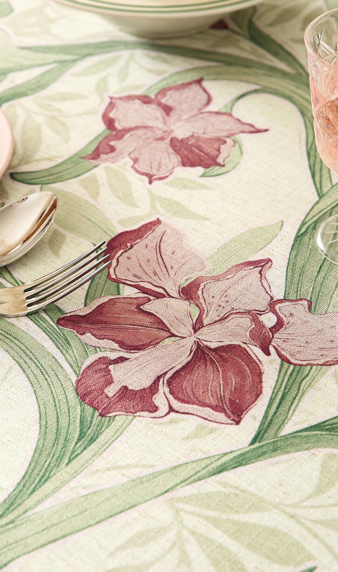 patdrea Designer French Vintage Green Rectangle Tablecloth,Vintage Linen and Floral Pattern Extra Long Table Cloth,Decor Table Cover for Kitchen Dining Christmas Thanksgiving,67"x118"-Tara a
