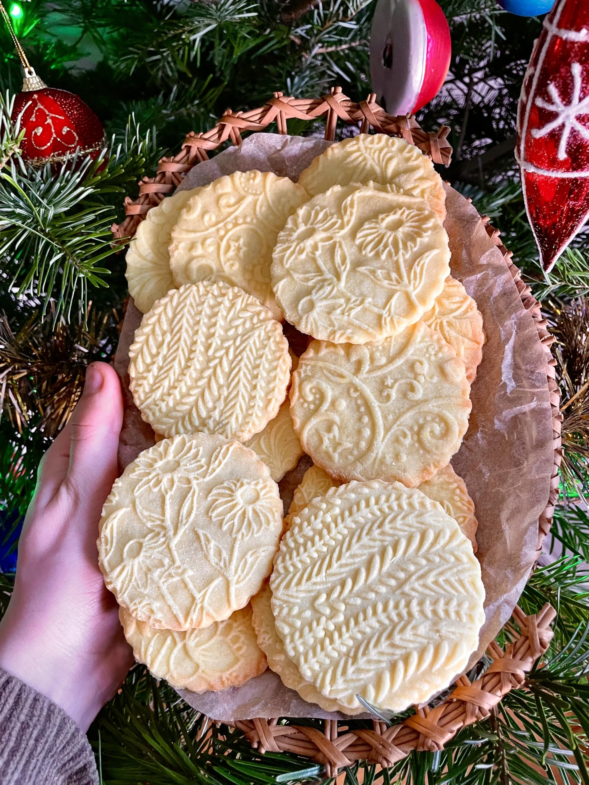 ECHO Embossing Rolling Pin with Ornamental Bloom Pattern – Dough and Clay Roller for Embossed Cookies and Pottery - Cookie and Ceramic Stamp - Baking Gifts for Women by Algis Crafts