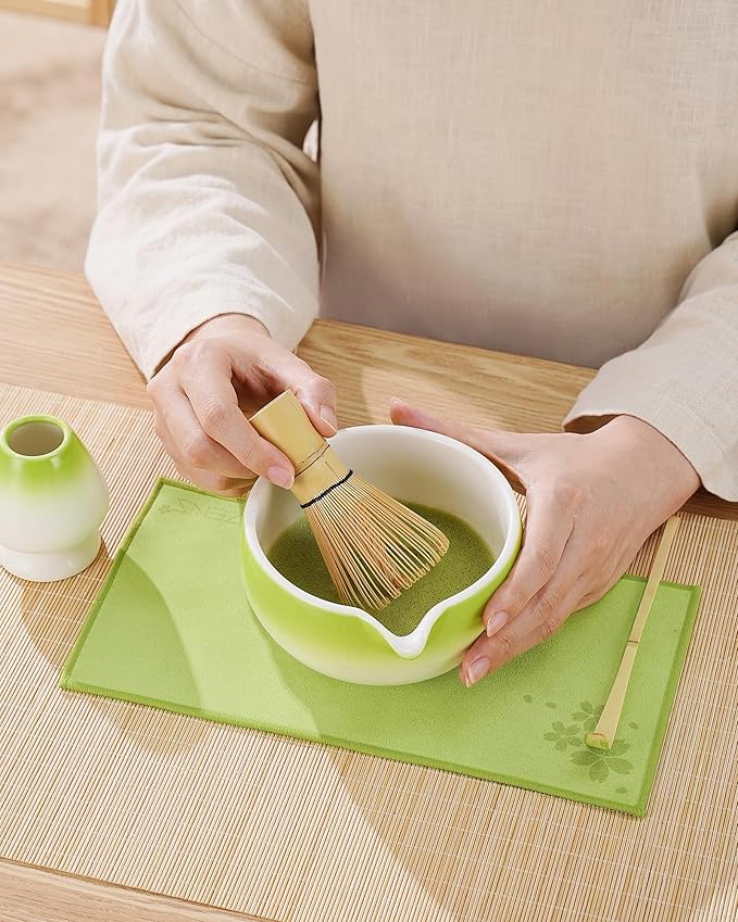 ZENS Premium Matcha Whisk Set, 6pcs Matcha Kit for Tea Ceremony, Green