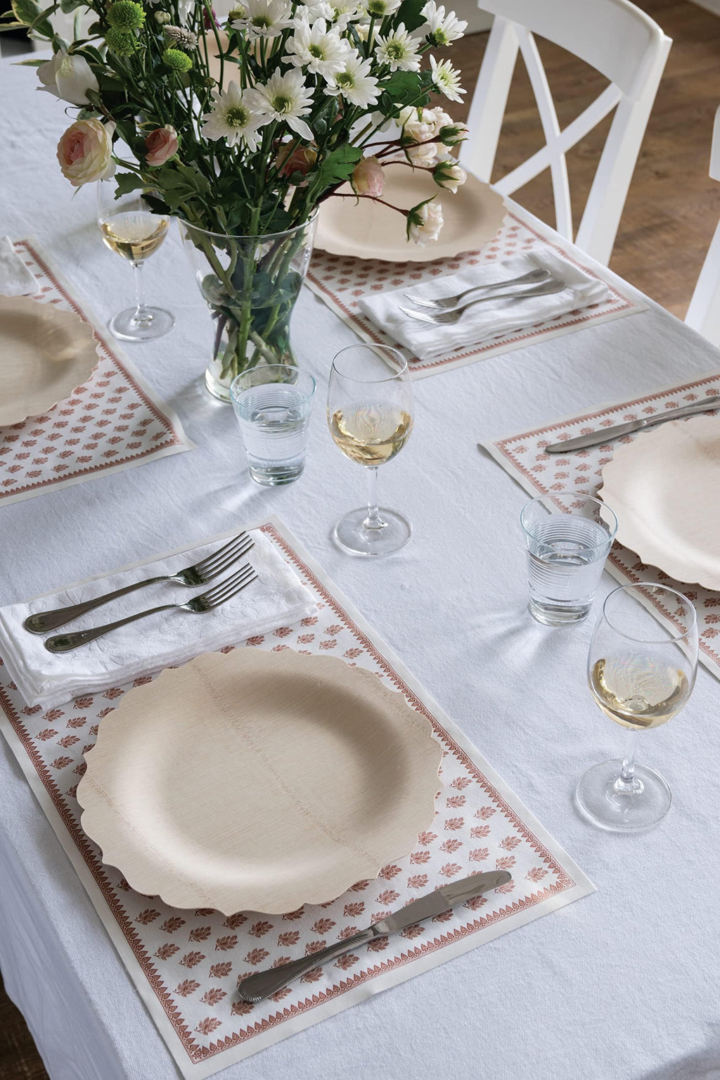Bambu Pack of 8-9 Inch Disposable Bamboo Plates Fancy, Biodegradable Eco Friendly Products, Bamboo Disposable Plates for Party, Weddings, and Events, Great For Any Occasion, Compostable Plates