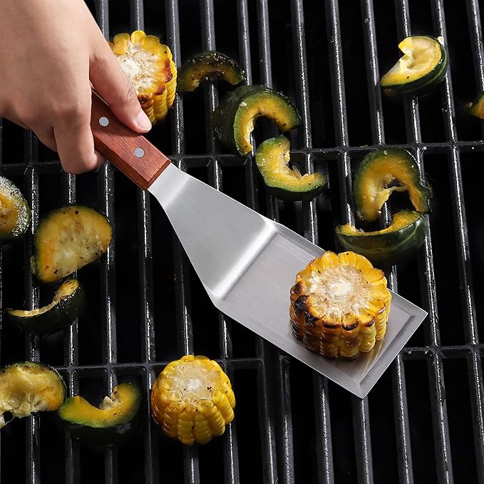 New Star Foodservice 11.5 Inch Heavy Duty Hamburger Turner, Commercial Restaurant Grade Stainless Steel Spatula with Cutting Edge and Wood Handle