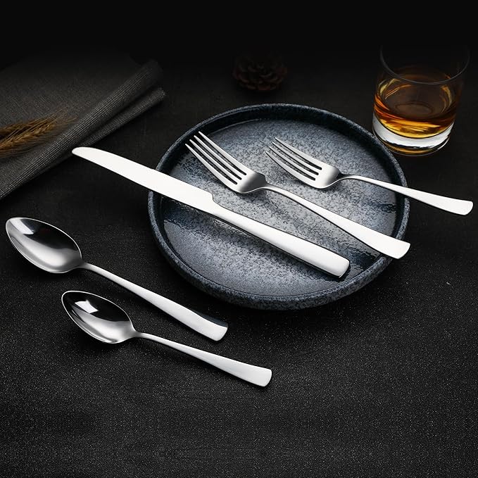 Amazon Basics 20-Piece Stainless Steel Flatware Set with Square Edge, Dishwasher Safe, Simple Design, Service for 4, Silver