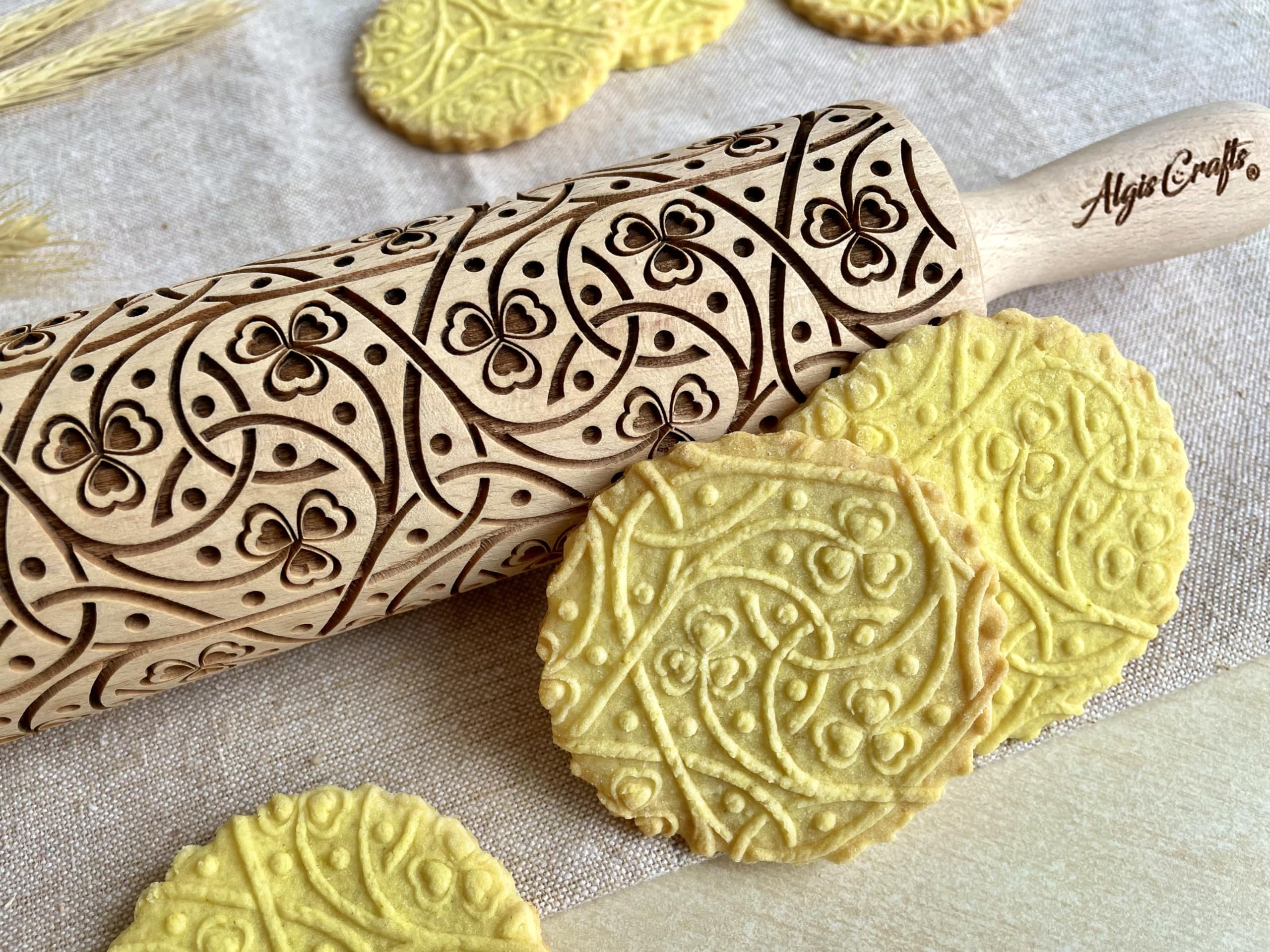 IRISH CLOVER KNOT Embossing Rolling Pin. Dough Roller with Shamrock Pattern for Homemade Cookies and Pottery by Algis Crafts