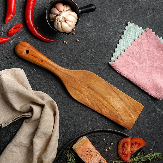 Fiodio Home Teak Wooden Spatula, Spoons & Spurtle for Cooking – Handcrafted, Natural Non-Stick Kitchen Utensils with Comfort Grip & Microfiber Cloth