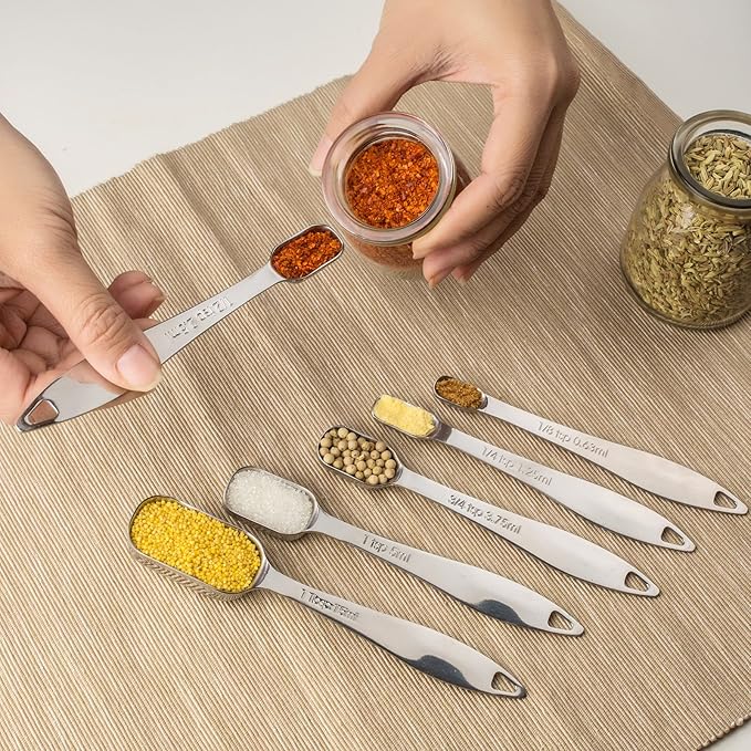 6-Piece 18/8 Stainless Steel Measuring Spoons Set, Silver