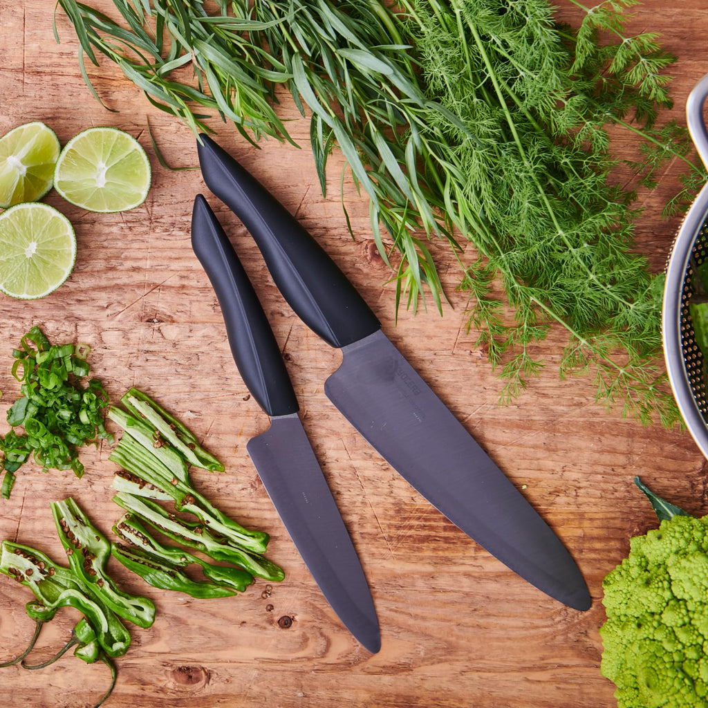 KYOCERA INNOVATIONblack 4-Piece Kitchen Knife Set: Essential Ceramic Blades