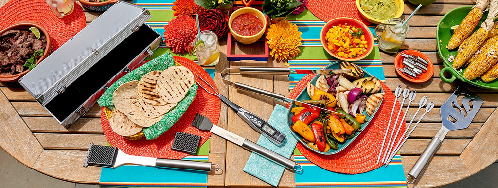 Cuisinart Deluxe Grill Tool Set, 20-Piece Grill Set, BBQ Accessories with Aluminum Case, Stainless Steel Grilling Accessories, BBQ Tools, Grilling Gifts for Men, for Dad Husband