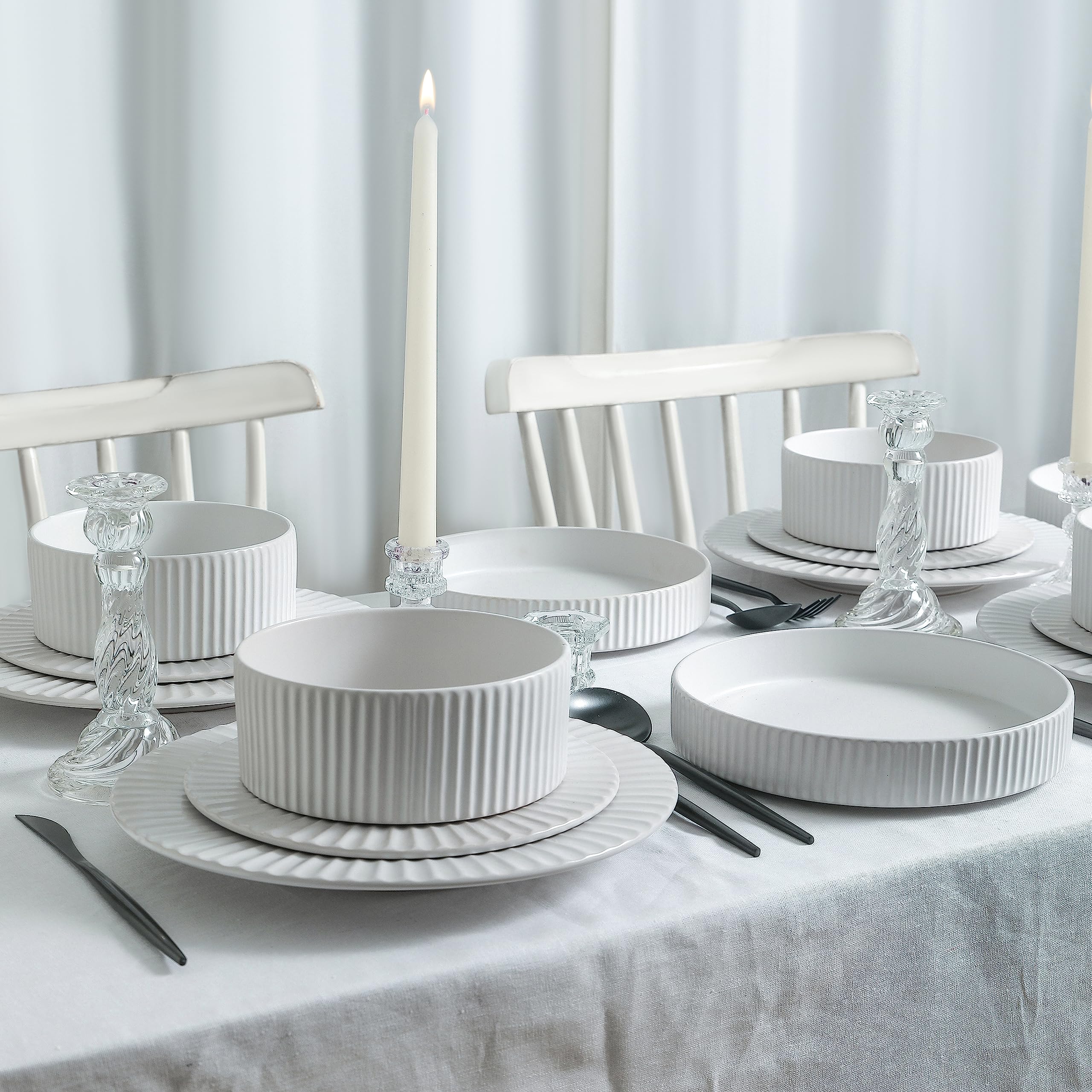 Christian Siriano Lusso 16-Piece Dinnerware Set Stoneware, White